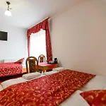 Pod Tatrami 2 - Duzy Parking, Swietna Lokalizacja Przy Wyciagu Narciarskim - Obok Restauracji Homestay Bialka Tatrzanska