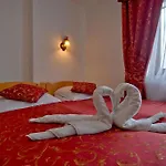 Homestay Pod Tatrami 2 - Duzy Parking, Swietna Lokalizacja Przy Wyciagu Narciarskim - Obok Restauracji Bialka Tatrzanska